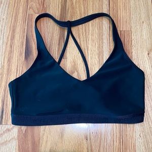 Under Armour Sportsbra, Small